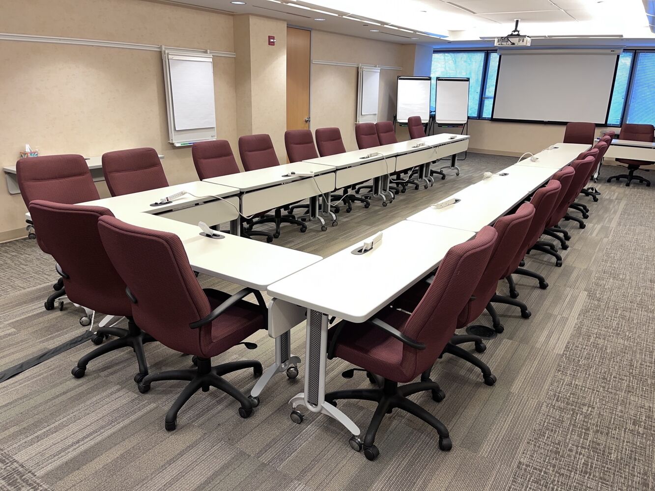 Washington – Room 210